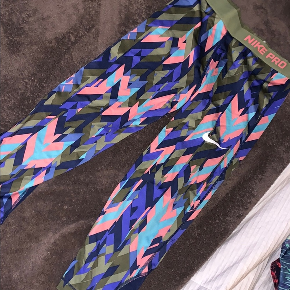 Nike pro Capri